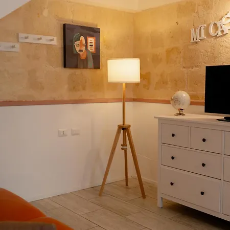 Sassi Sedicidiciotto *