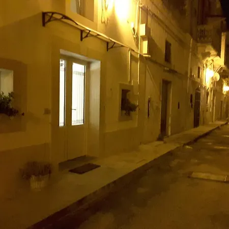 Sassi Sedicidiciotto Apartment Matera